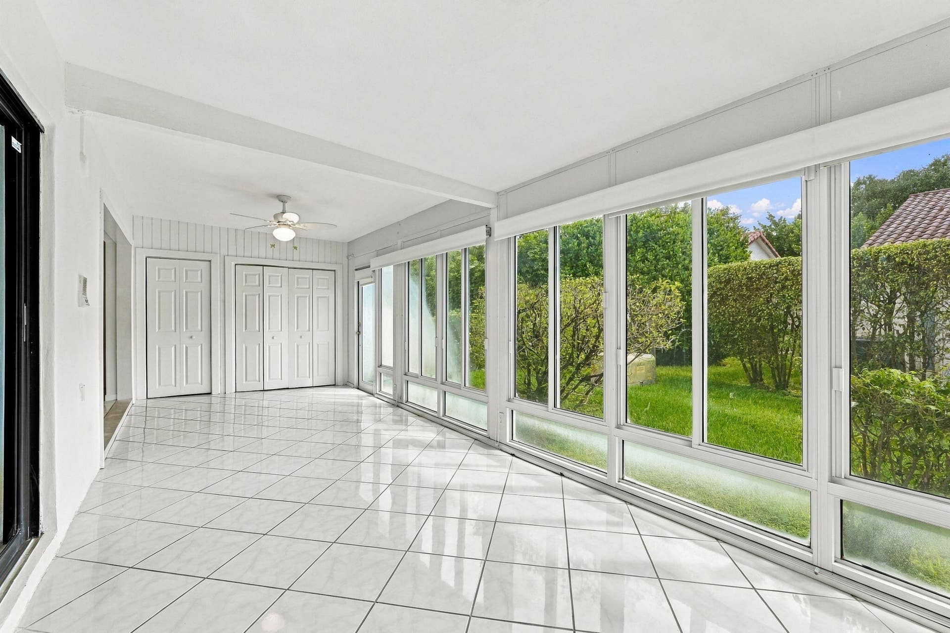 19 Enclosed Patio 2