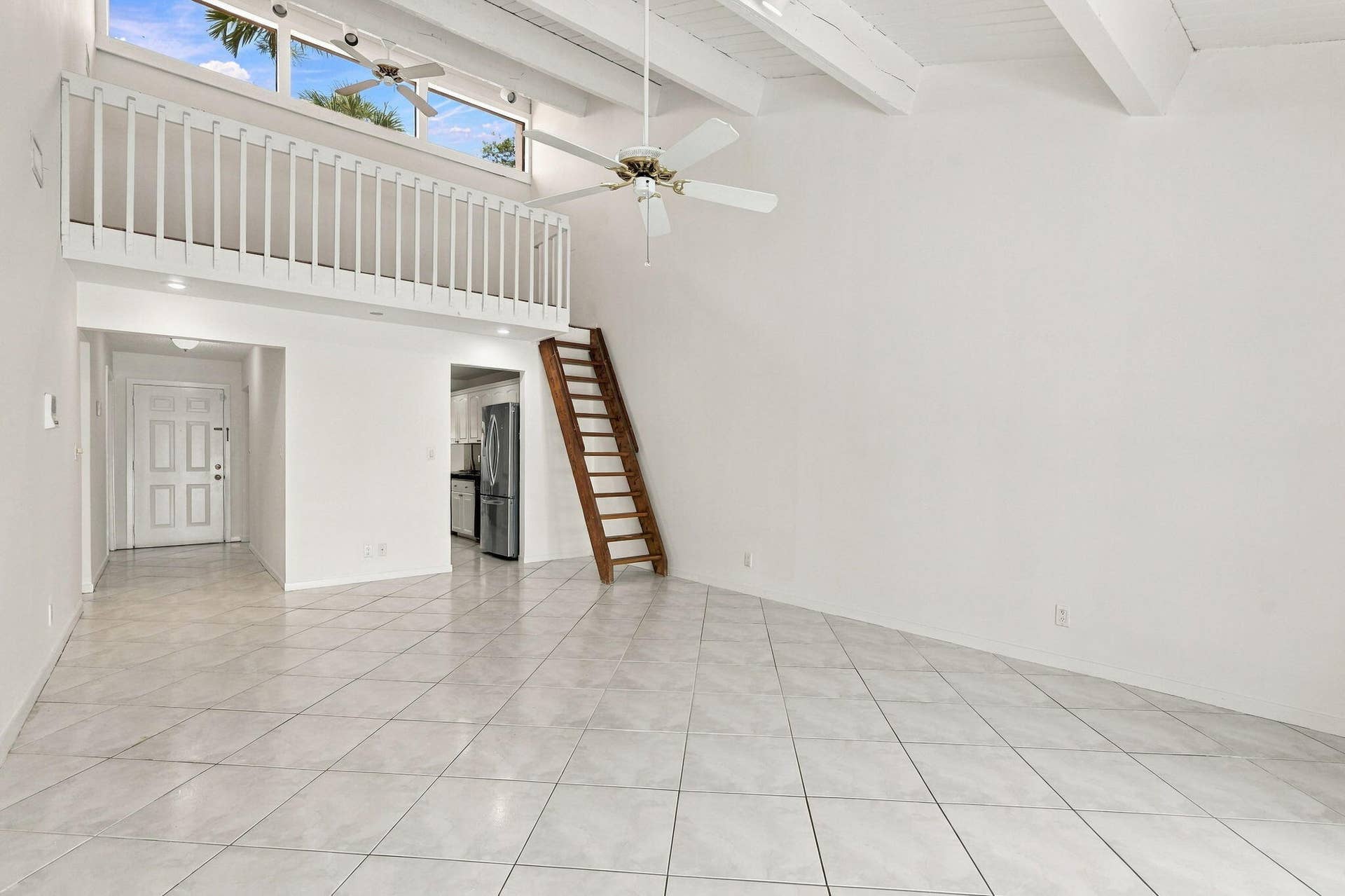 11 Living Dining 2