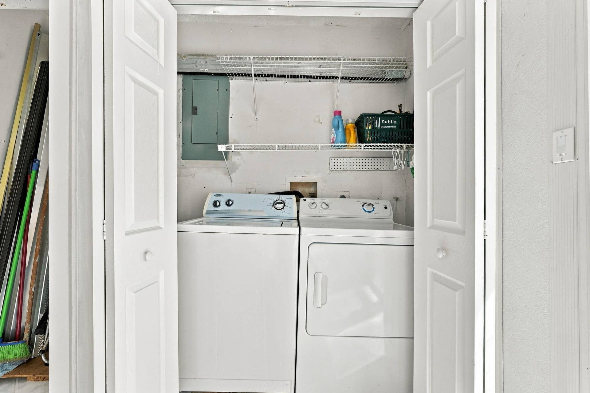 21 Laundry