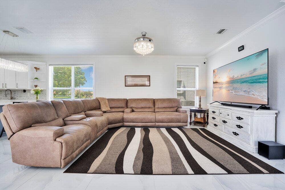 2242 SW 130TH Terrace, Miramar, FL 33027 Living Room