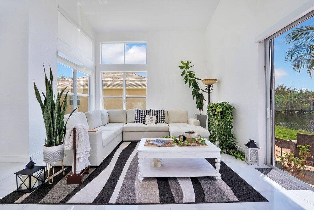 2242 SW 130TH Terrace, Miramar, FL 33027 Living Room
