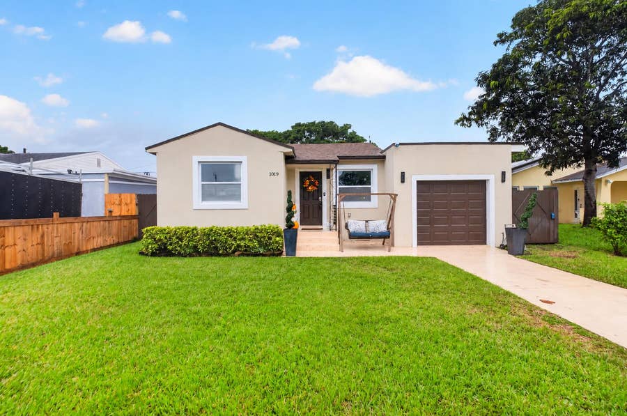 Property photo for 1019 N C Street, Lake Worth Beach, FL