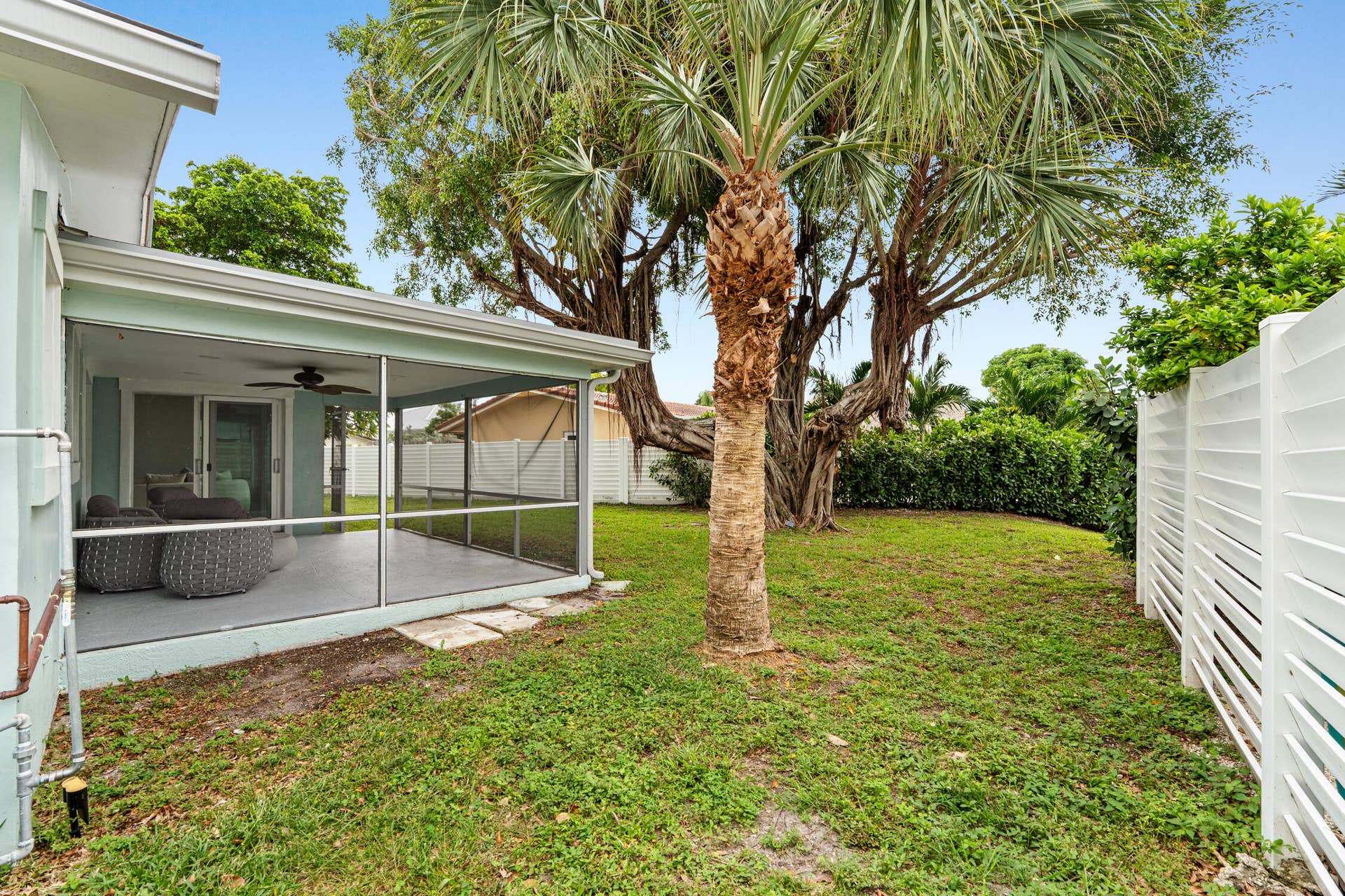 690 SE 5th Court, Pompano Beach, FL 33060 DSC03499