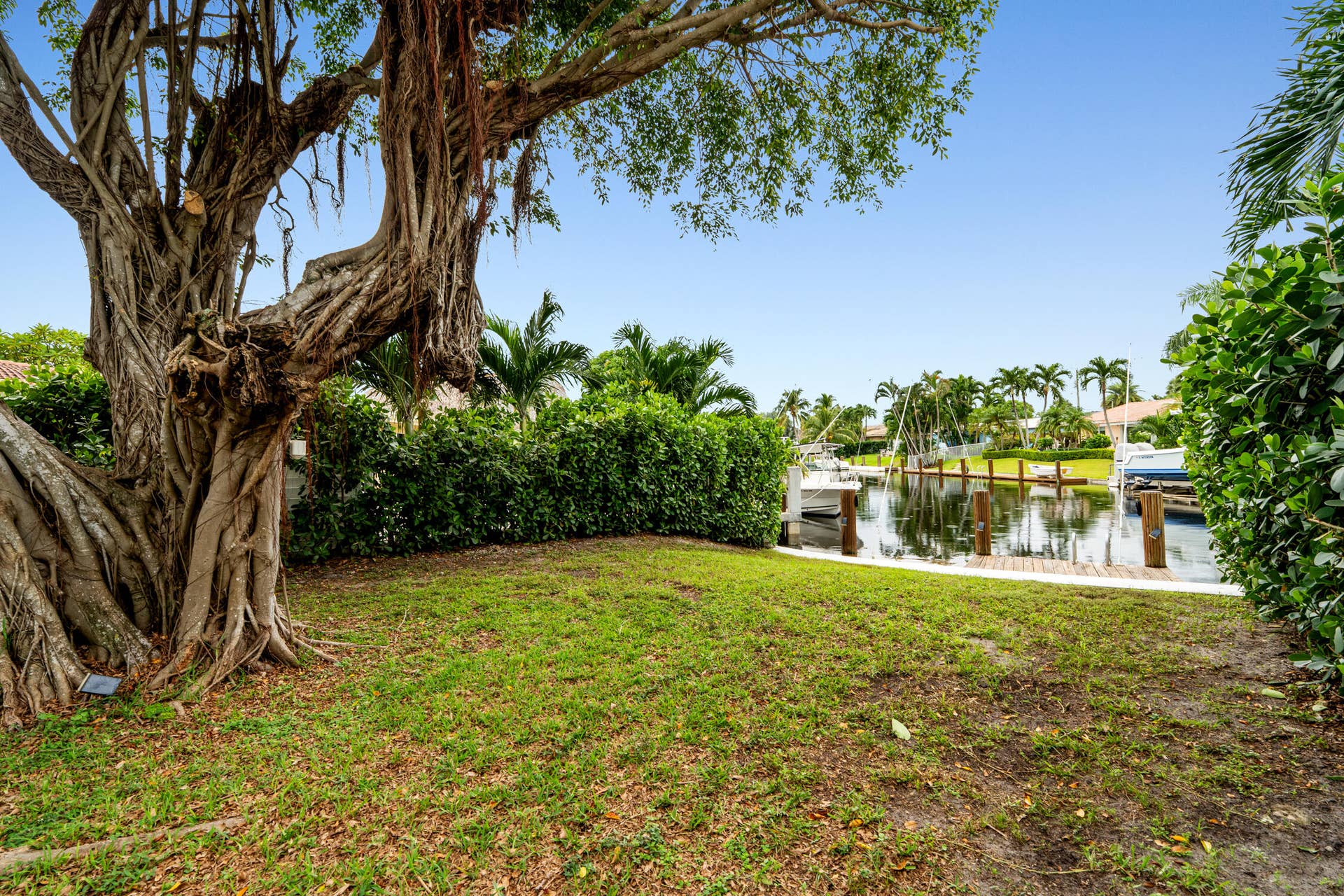 690 SE 5th Court, Pompano Beach, FL 33060 DSC03486