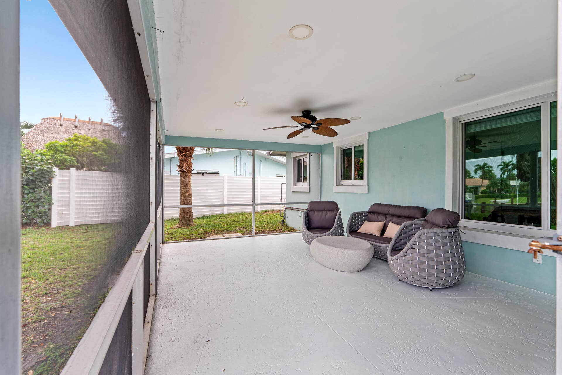 690 SE 5th Court, Pompano Beach, FL 33060 DSC03502
