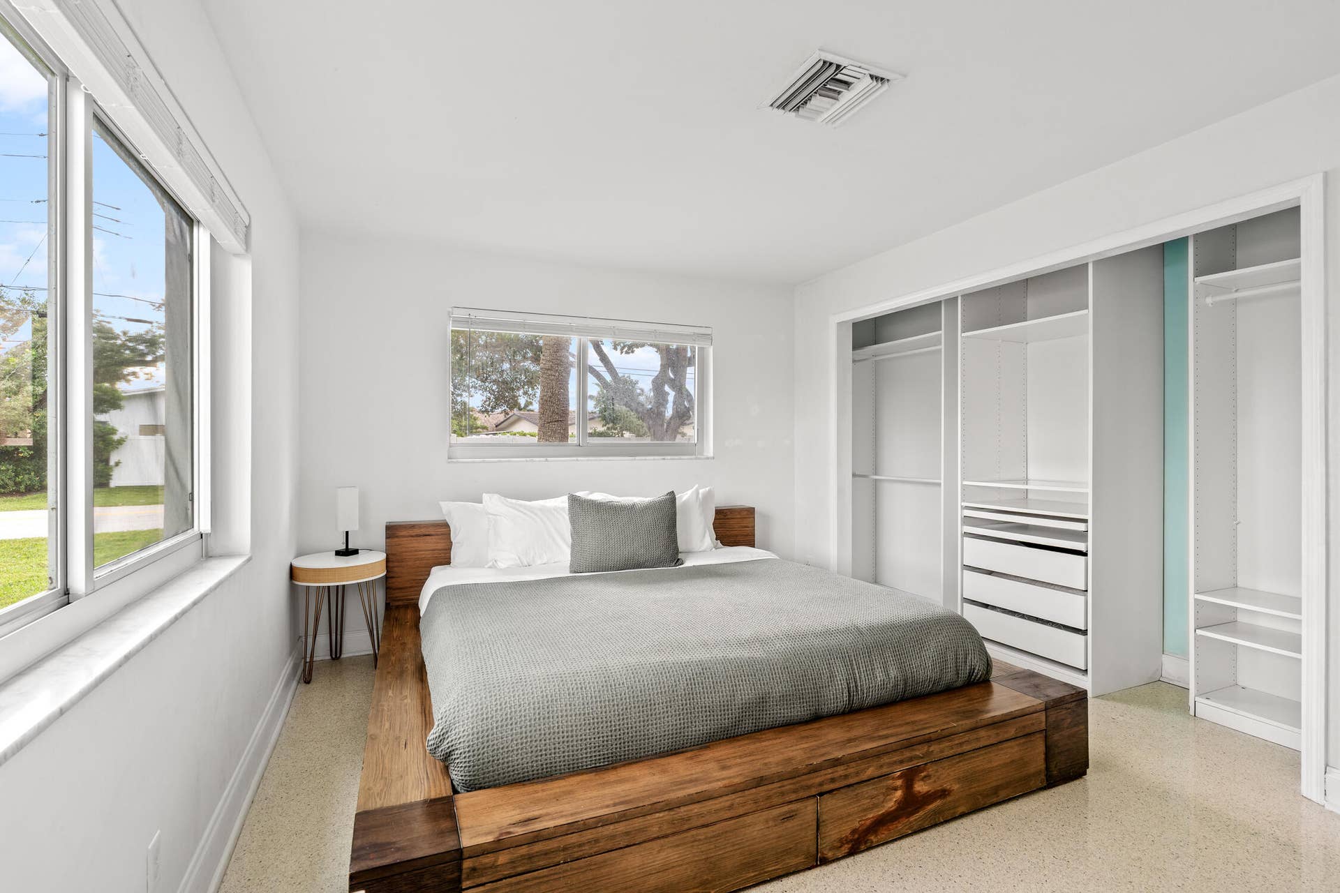 690 SE 5th Court, Pompano Beach, FL 33060 DSC03385