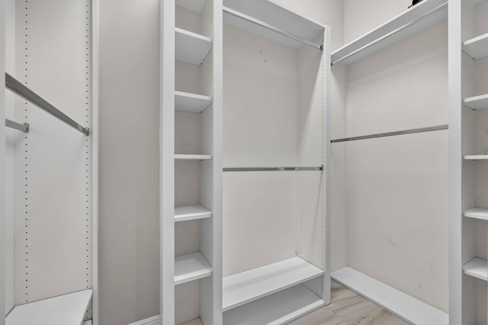 55-web-or-mls-BS1A5871