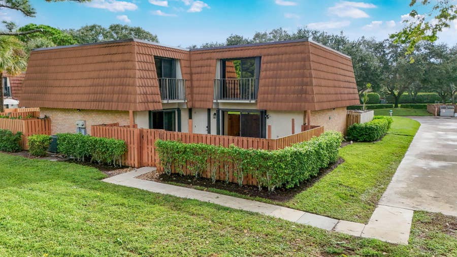 Property photo for 108 HERITAGE Way, West Palm Beach, FL