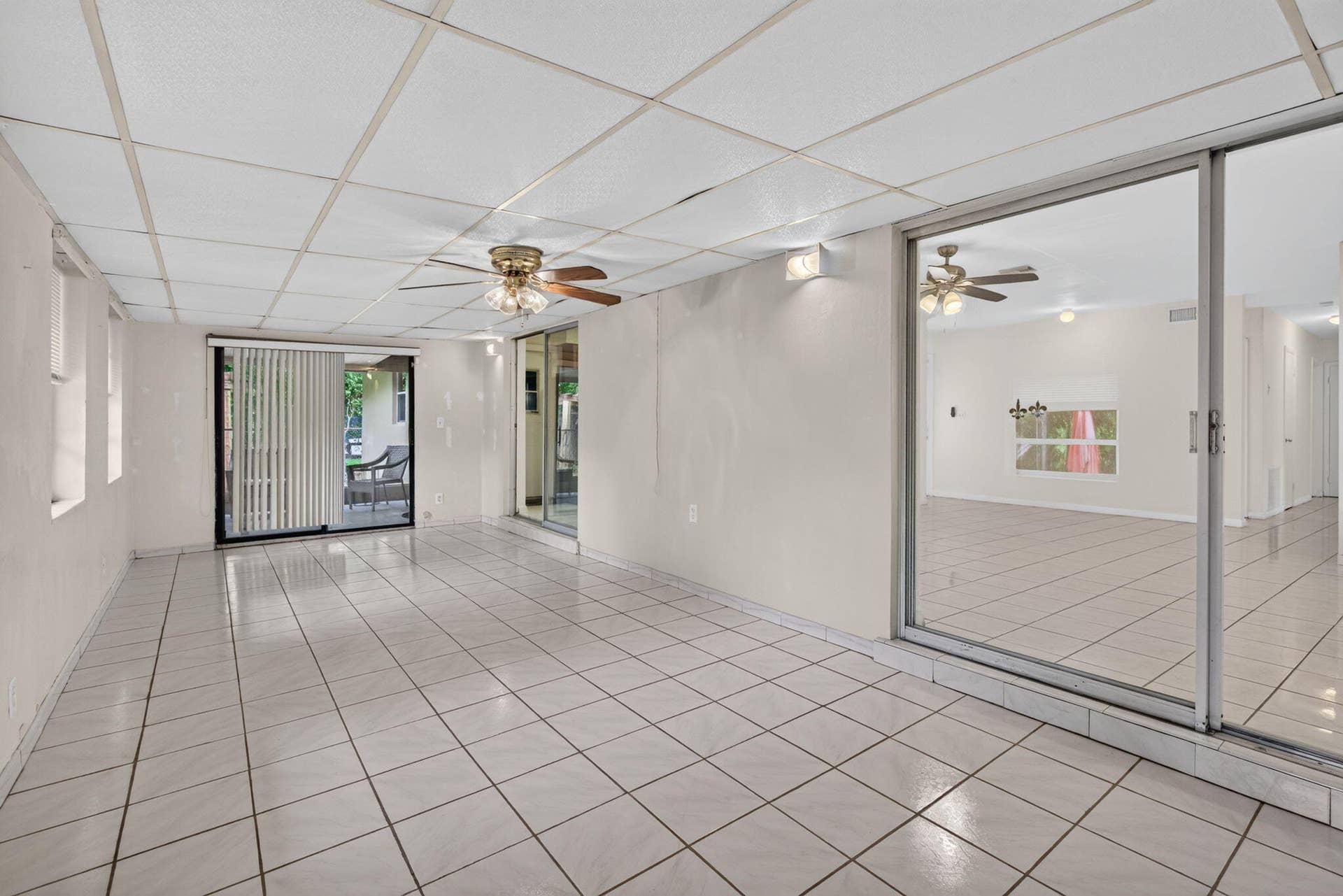 Under air space off living/kitchen