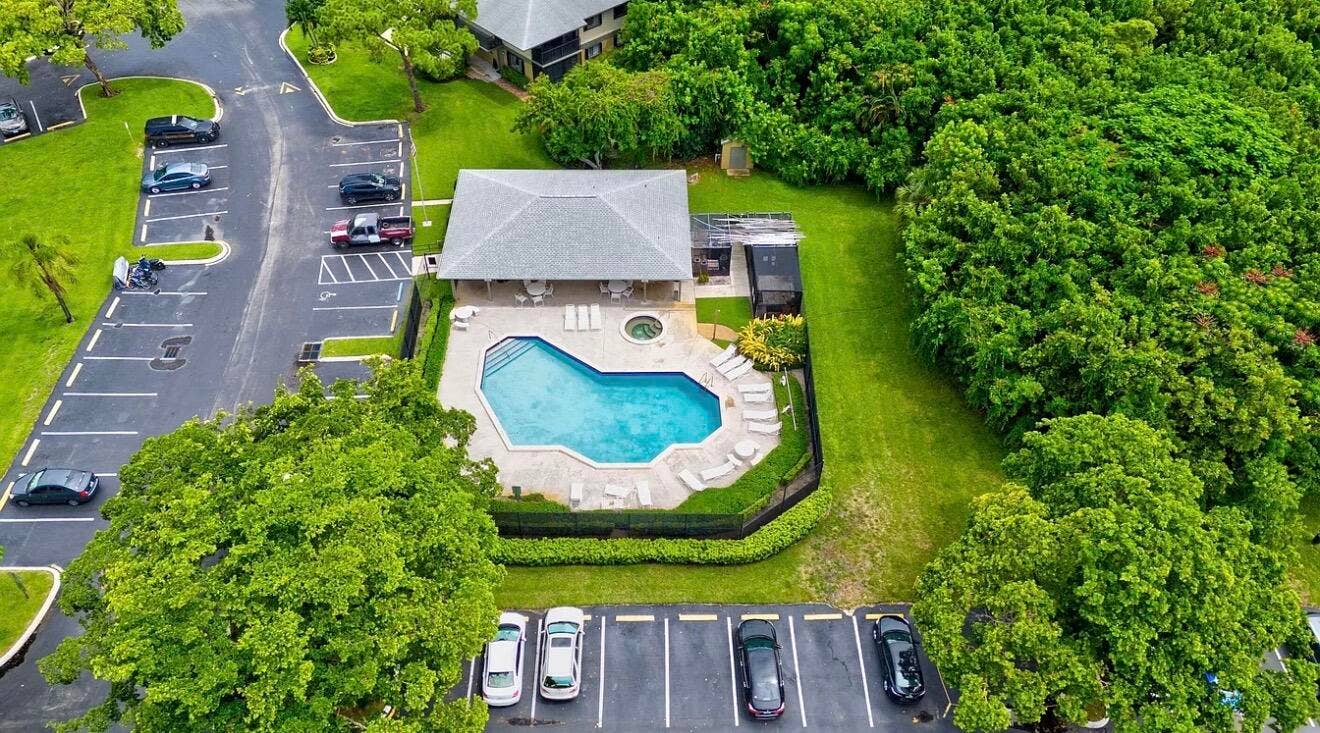 655 TRACE Circle, #107, Deerfield Beach, FL 33441 IMG_5538