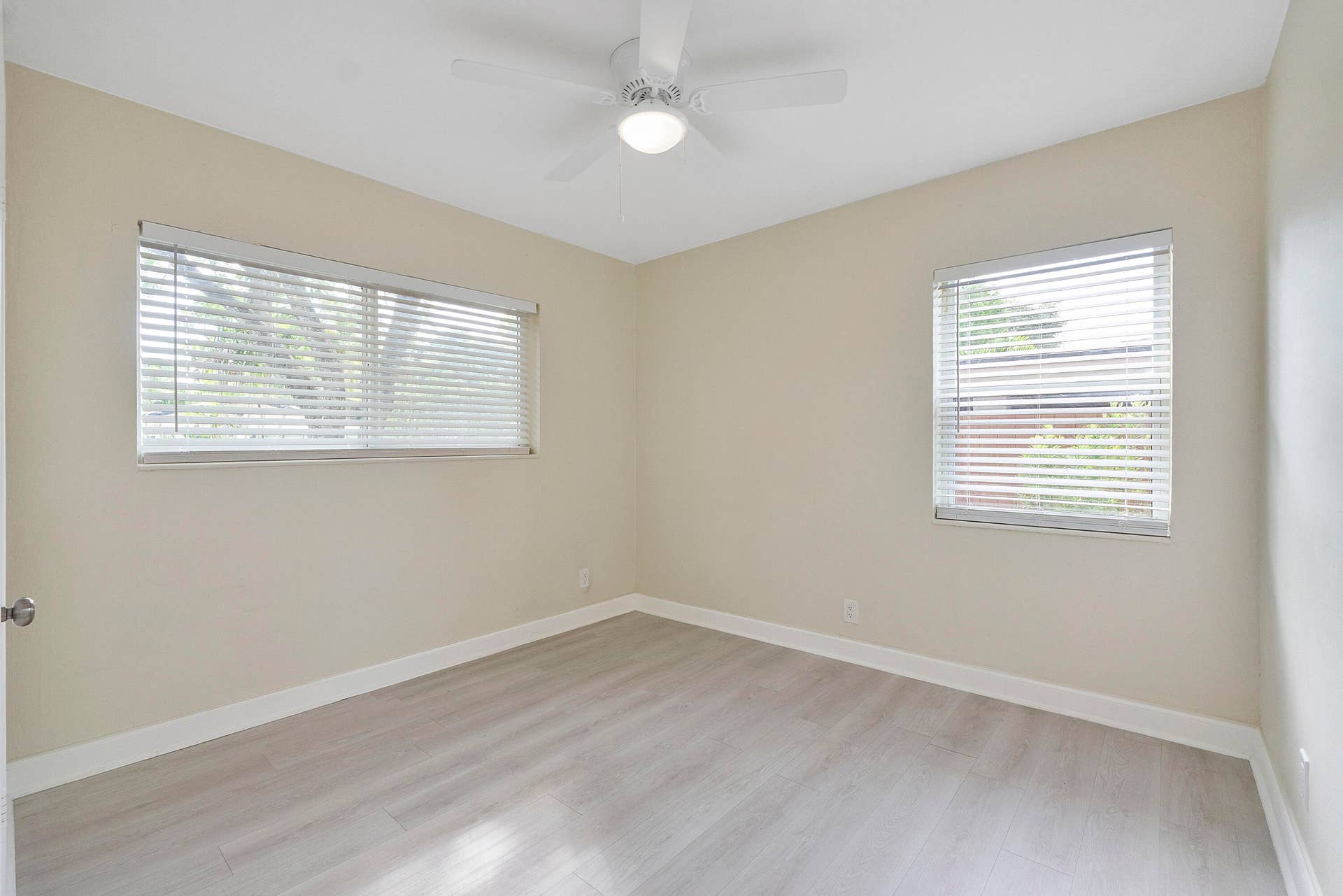 Second bedroom