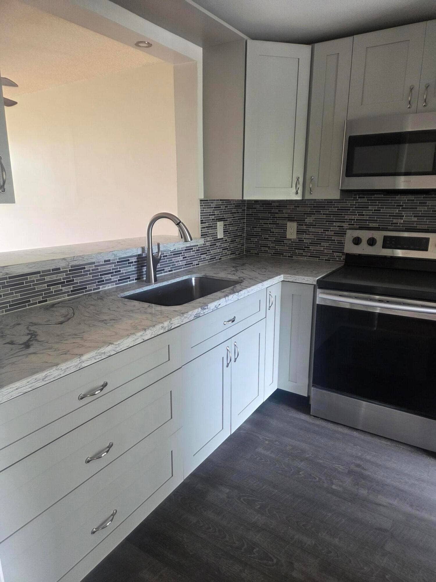 2661 S COURSE Drive, #305, Pompano Beach, Pompano Beach, FL 33069 1000184213