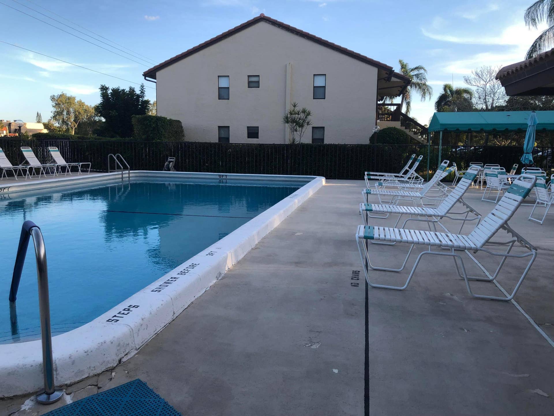7245 Golf Colony Court, #203, Lake Worth, FL 33467 SATELLITE POOL