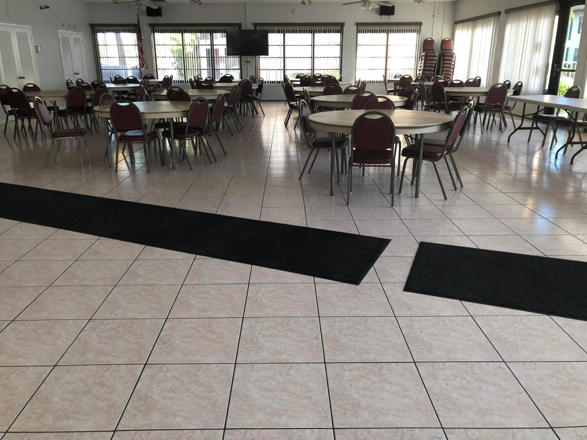 7245 Golf Colony Court, #203, Lake Worth, FL 33467 GATHERINGS & PARTIES