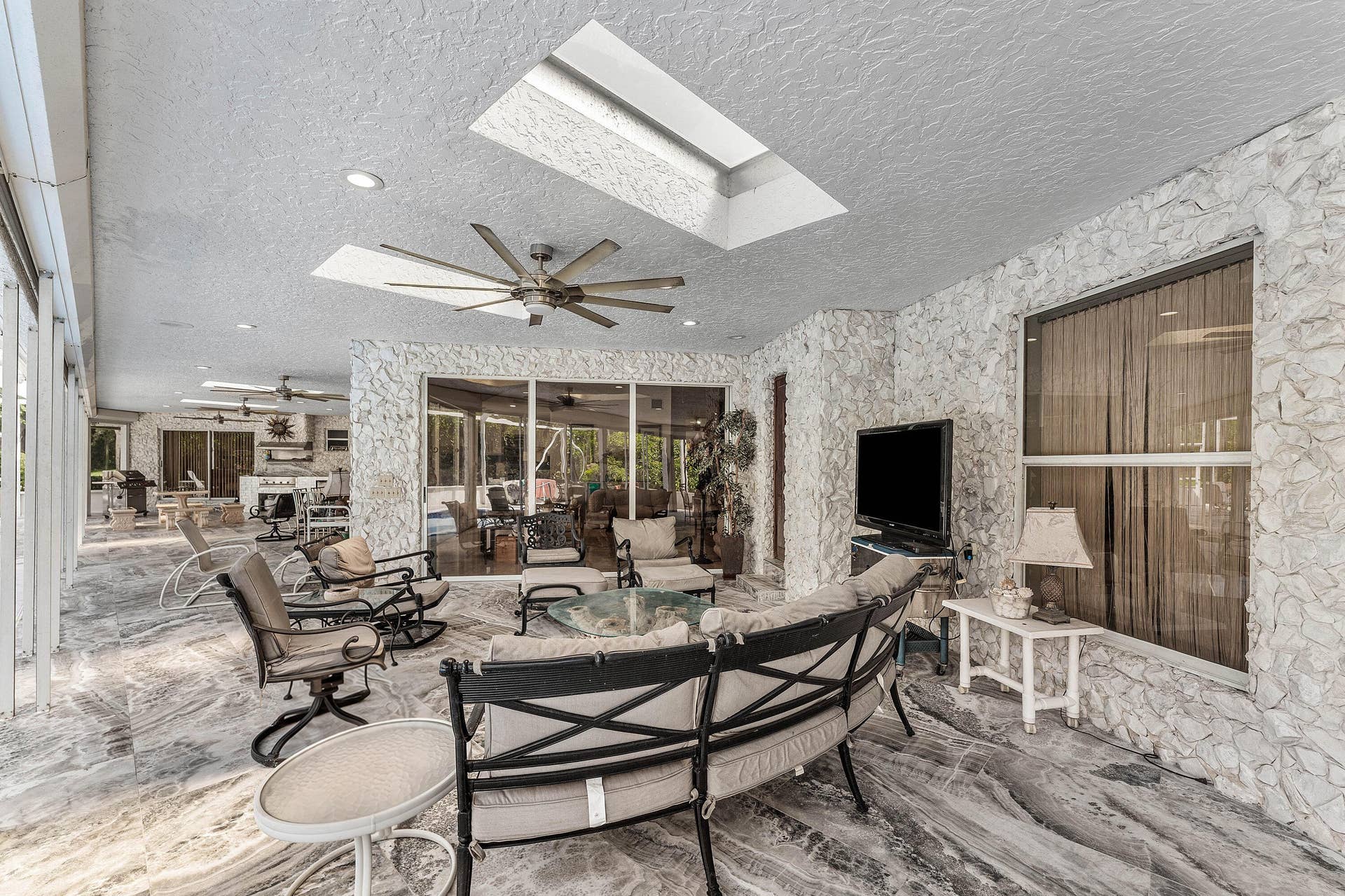 56 NORTHWOODS Lane, Boynton Beach, FL 33436 Patio