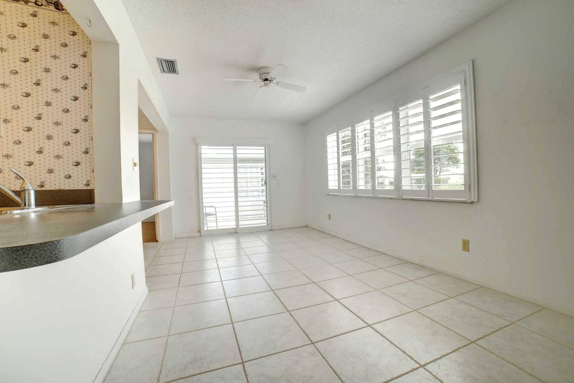 910 SW 7th Avenue, Boynton Beach, FL 33426 10