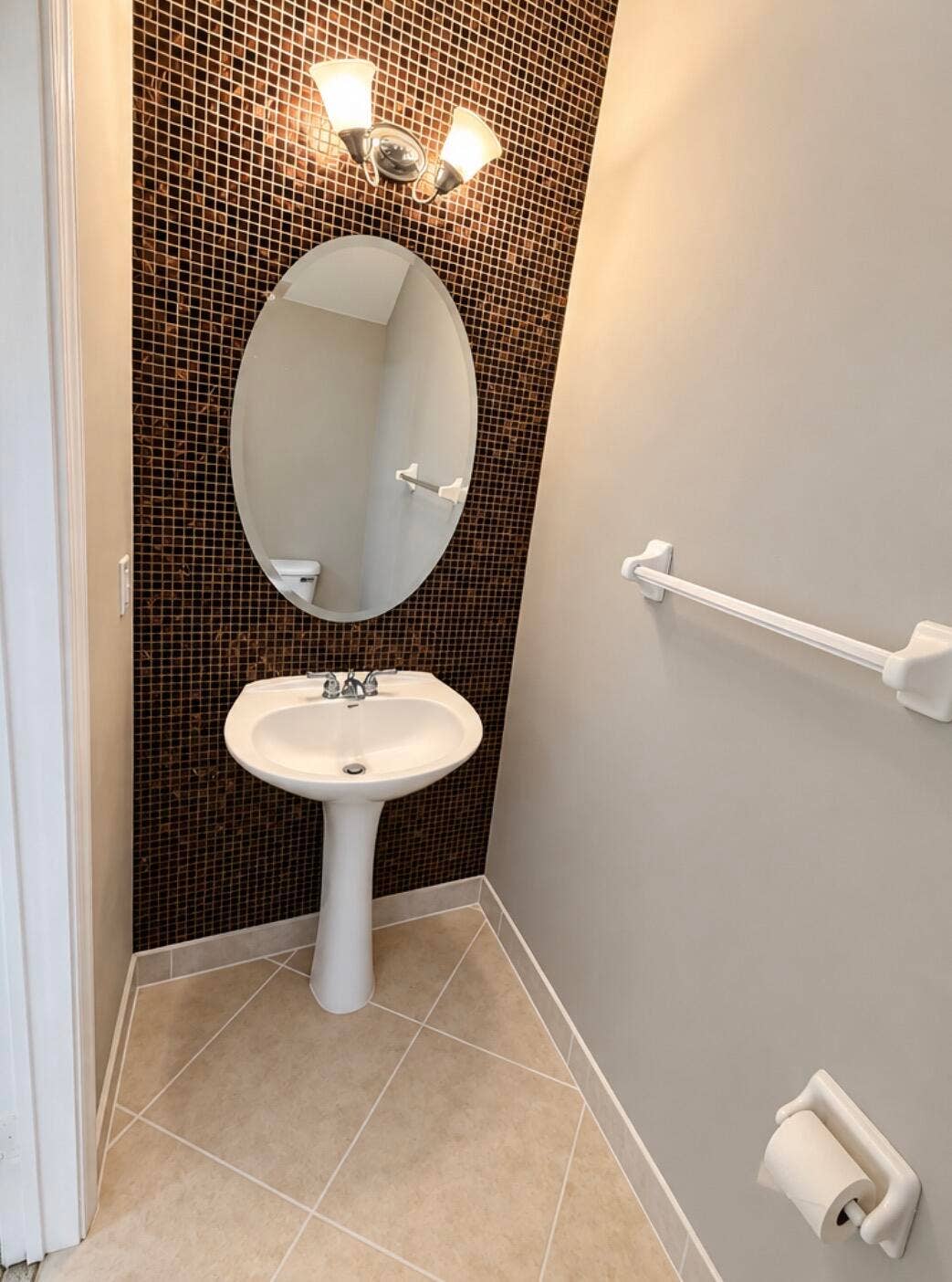 Downstairs Half-Bath