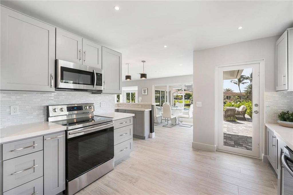 2630 Marion Drive, Fort Lauderdale, FL 33316 Marion 27