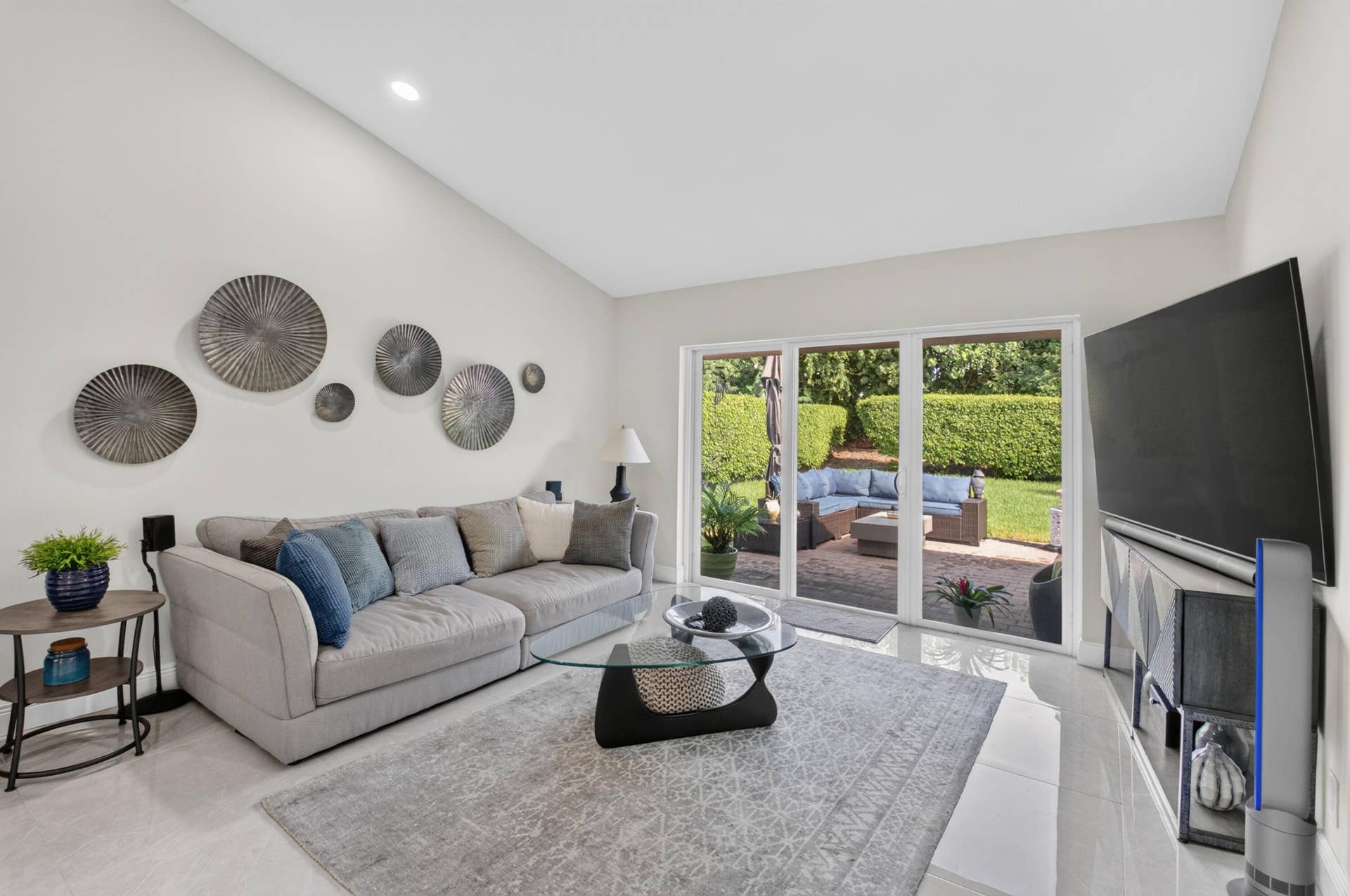 9767 ERICA Court, Boca Raton, FL 33496 Living room