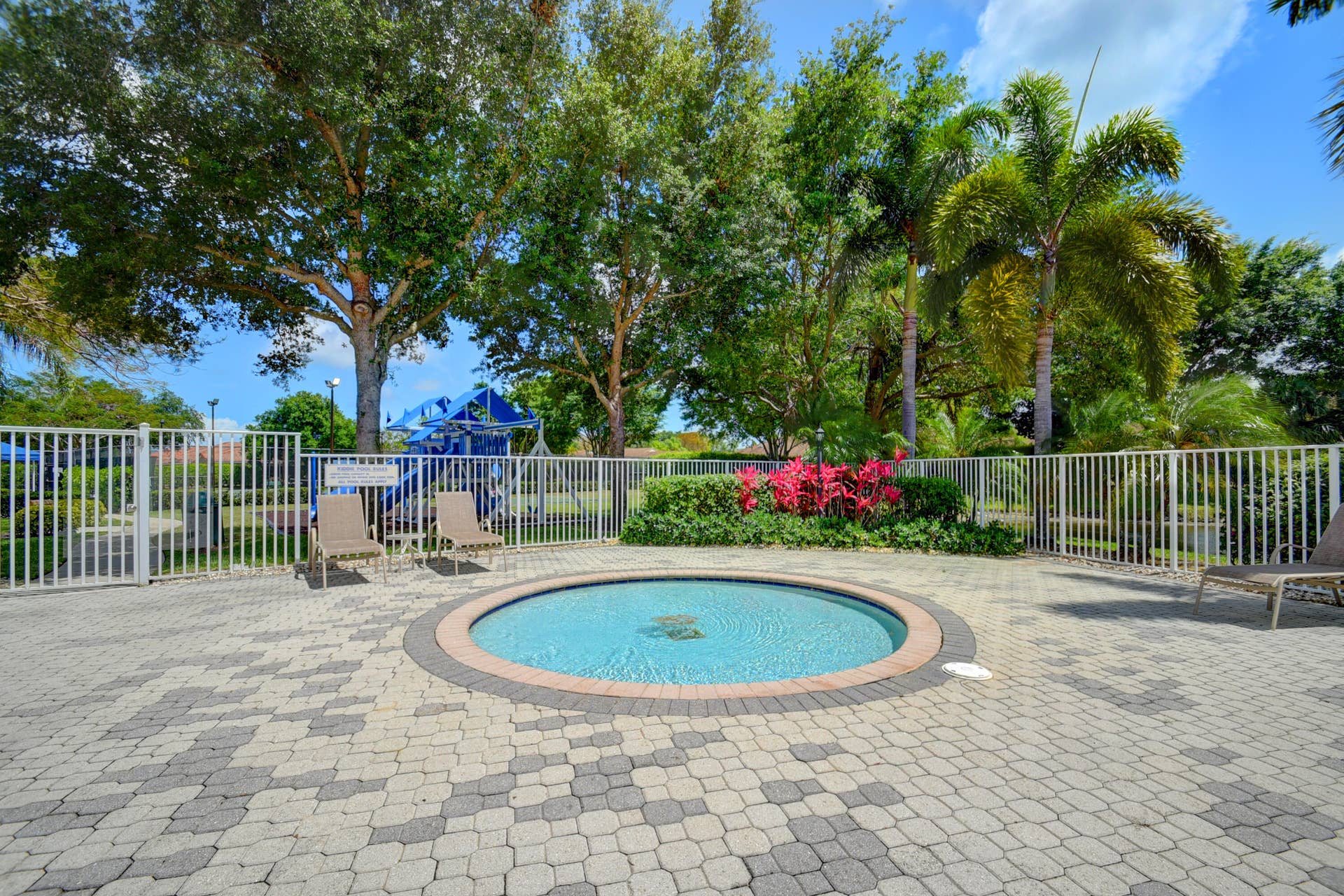 9767 ERICA Court, Boca Raton, FL 33496 Community kiddie pool