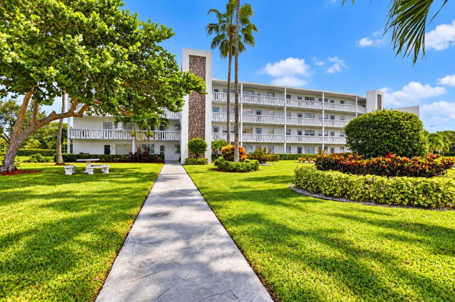 Property photo for 4025 Swansea B, #4025, Deerfield Beach, FL