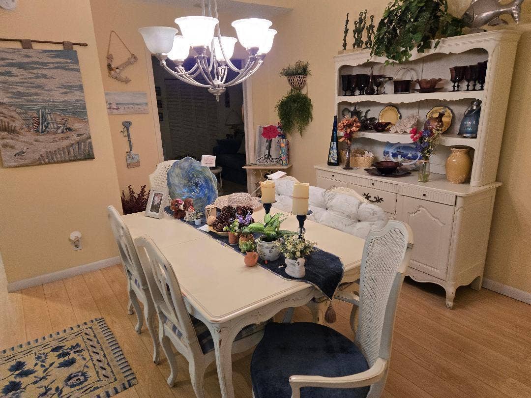 5700 Queen Palm Court, #B, Delray Beach, FL 33484 Dining room