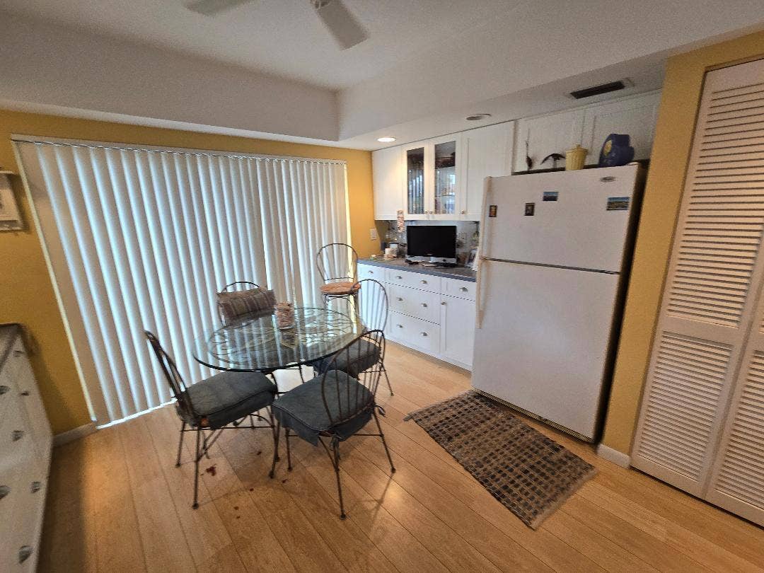 5700 Queen Palm Court, #B, Delray Beach, FL 33484 Kitchen