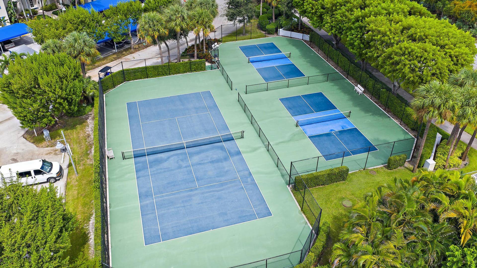 844 Bay Colony Drive S, Juno Beach, FL 33408 Tennis and pickle ball