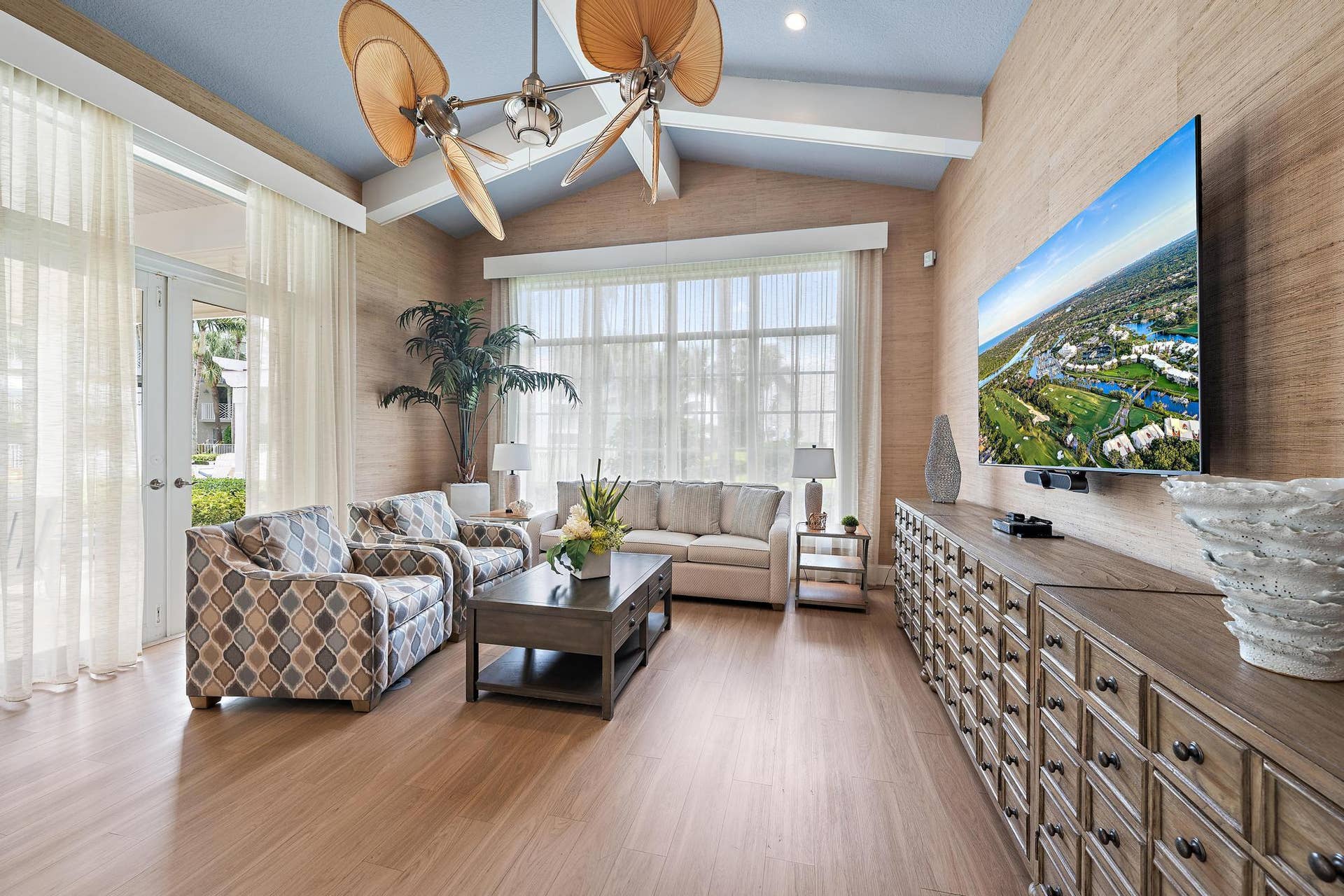 844 Bay Colony Drive S, Juno Beach, FL 33408 Community room