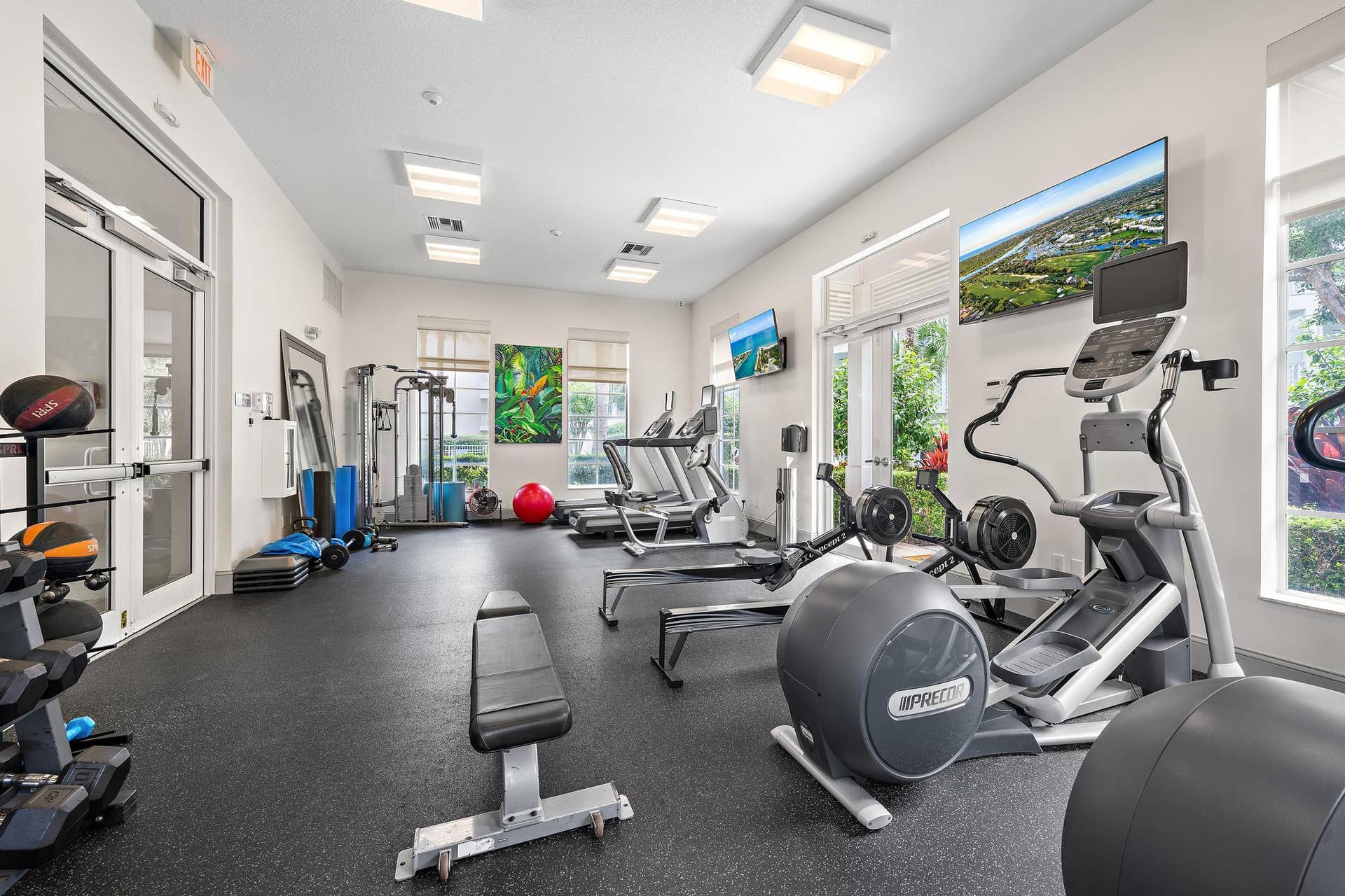 844 Bay Colony Drive S, Juno Beach, FL 33408 State of th art fitness