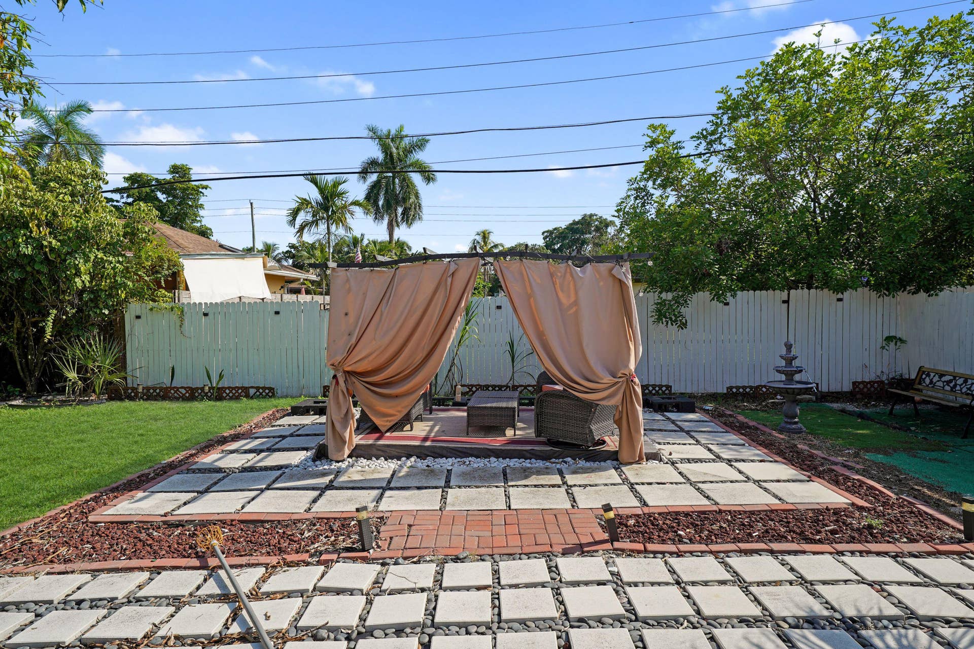 220 NW 42ND Street, Oakland Park, FL 33309 ABC00454