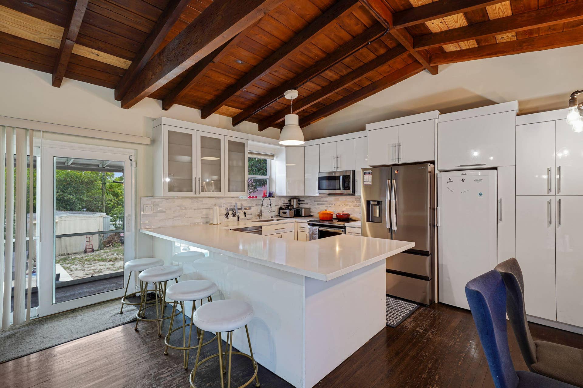 220 NW 42ND Street, Oakland Park, FL 33309 ABC00241
