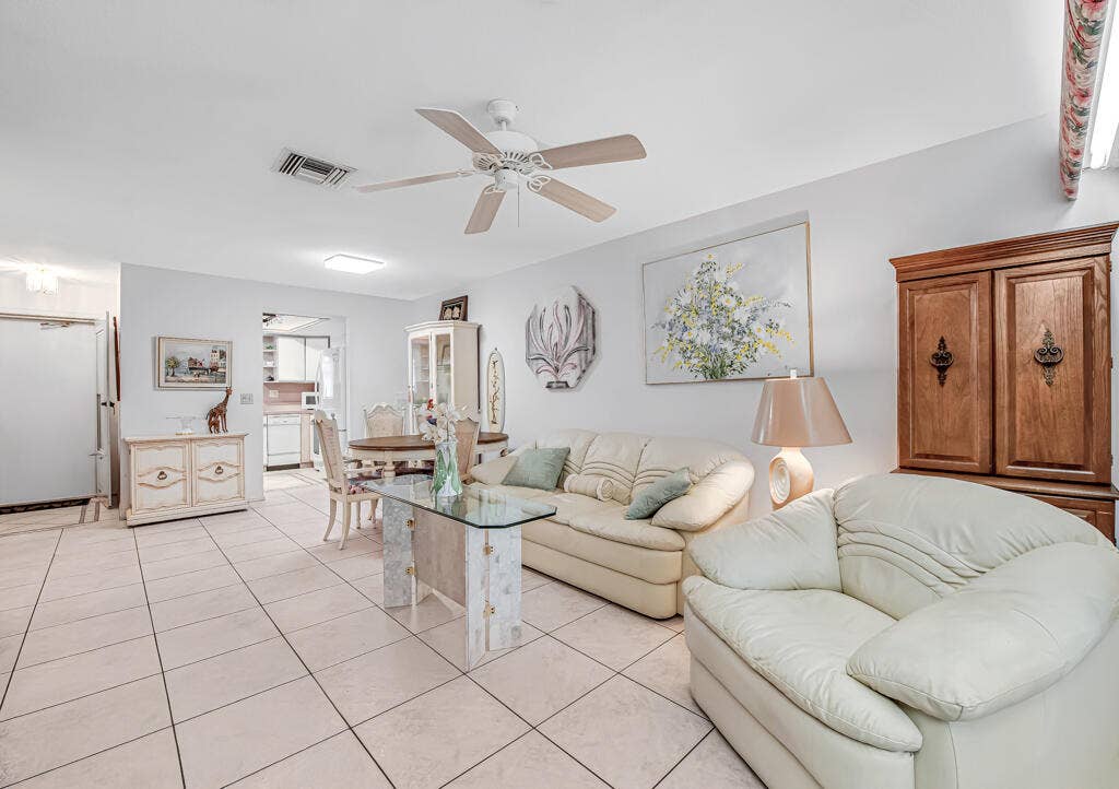 2857 W Ashley Drive W, #A, West Palm Beach, FL 33415 08