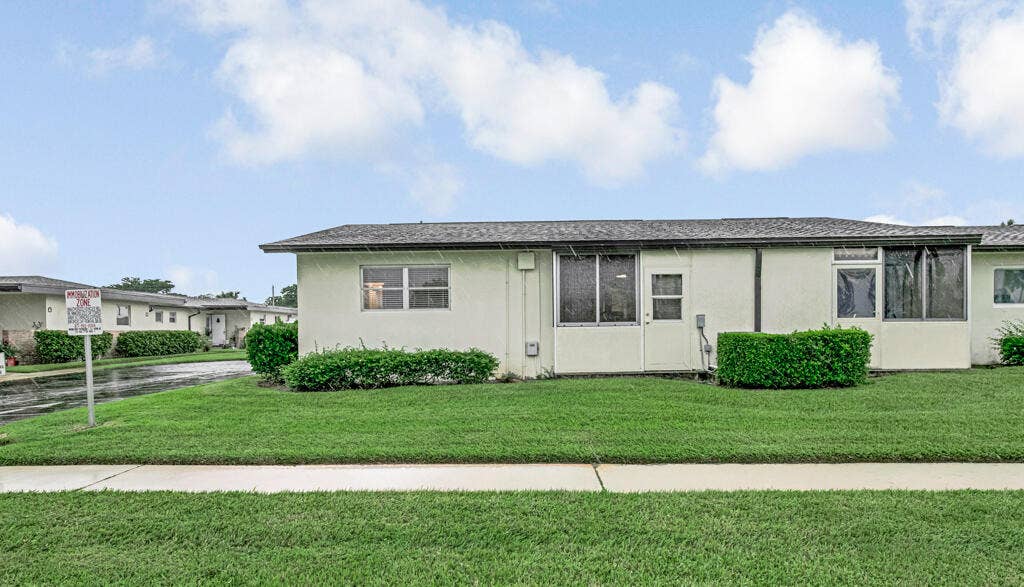 2857 W Ashley Drive W, #A, West Palm Beach, FL 33415 25