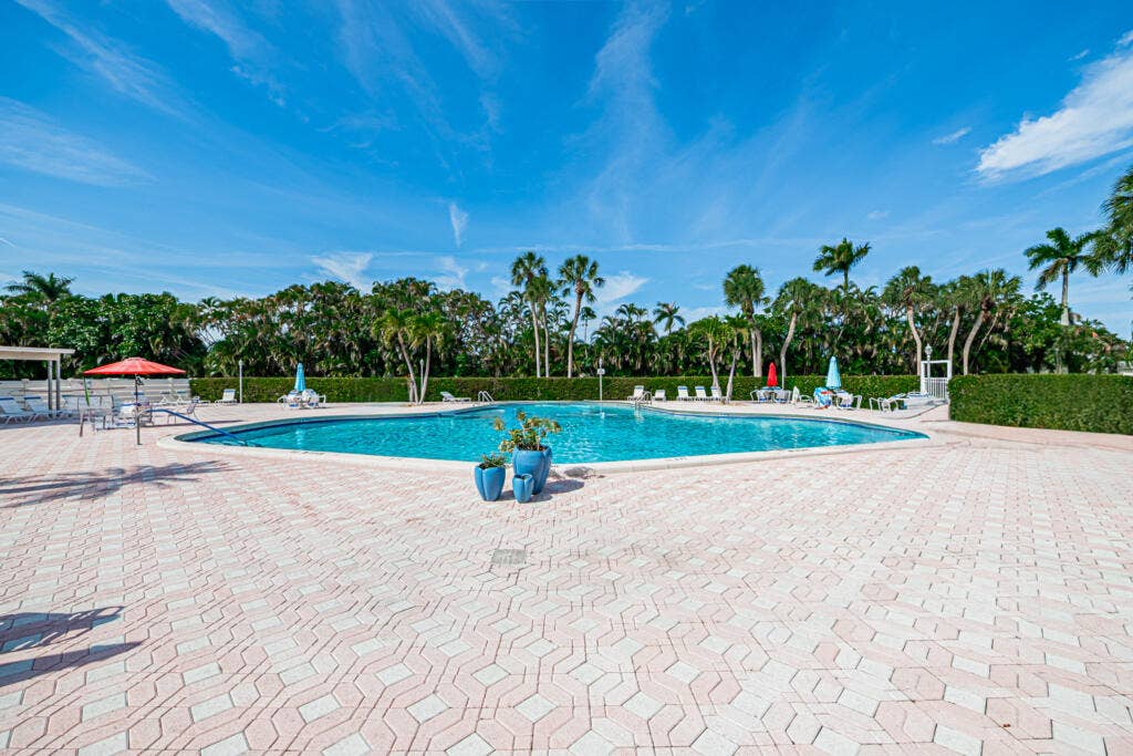 2857 W Ashley Drive W, #A, West Palm Beach, FL 33415 31