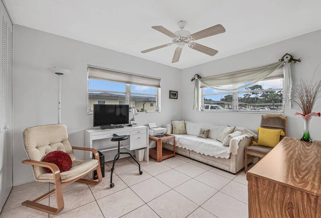 2857 W Ashley Drive W, #A, West Palm Beach, FL 33415 18