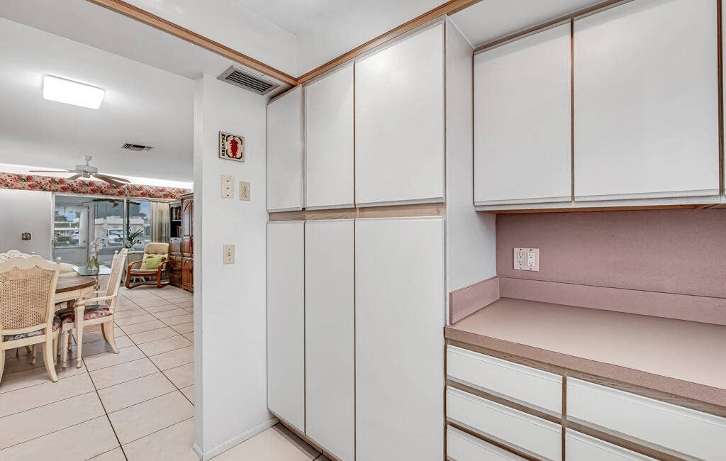 2857 W Ashley Drive W, #A, West Palm Beach, FL 33415 13