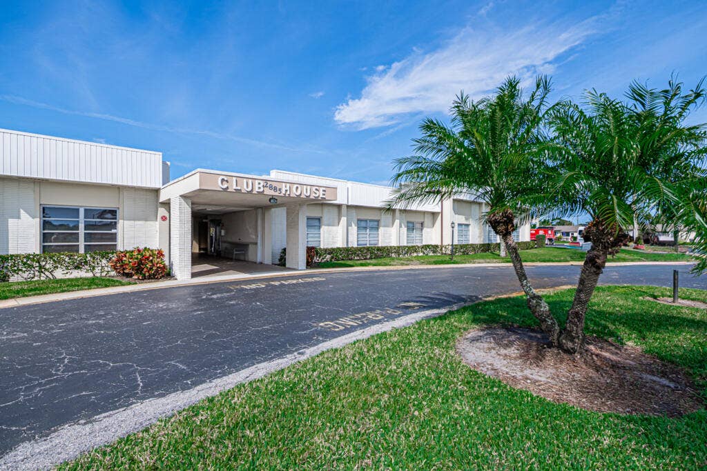 2857 W Ashley Drive W, #A, West Palm Beach, FL 33415 30