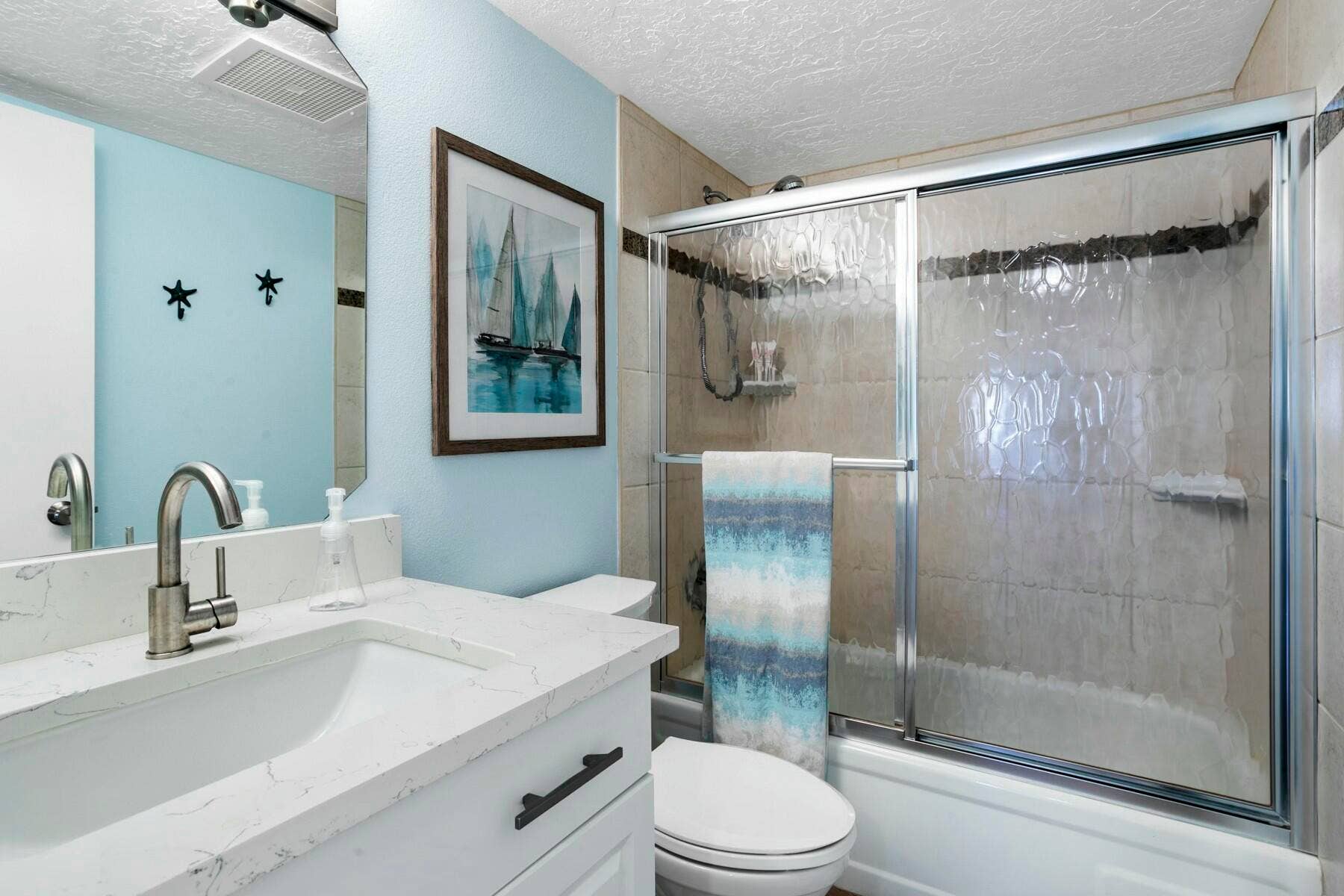 500 Ocean Trail Way, #304, Jupiter, FL 33477 Guest Bath
