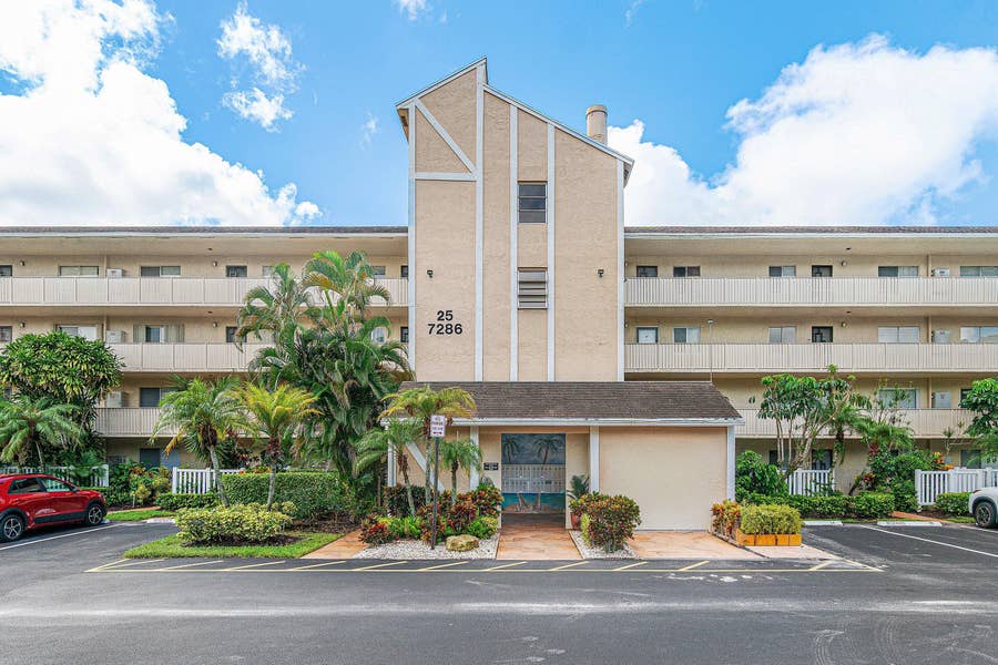 Property photo for 7286 Huntington Lane, #108, Delray Beach, FL