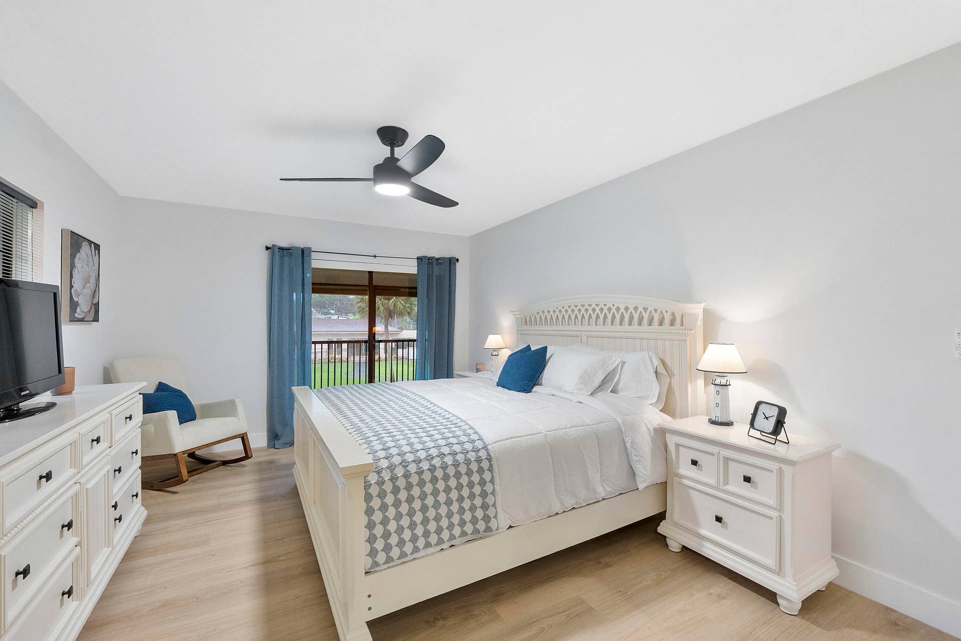 195 DEER CREEK Boulevard, #807, Deerfield Beach, Deerfield Beach, FL 33442 primary bedroom with balcony access
