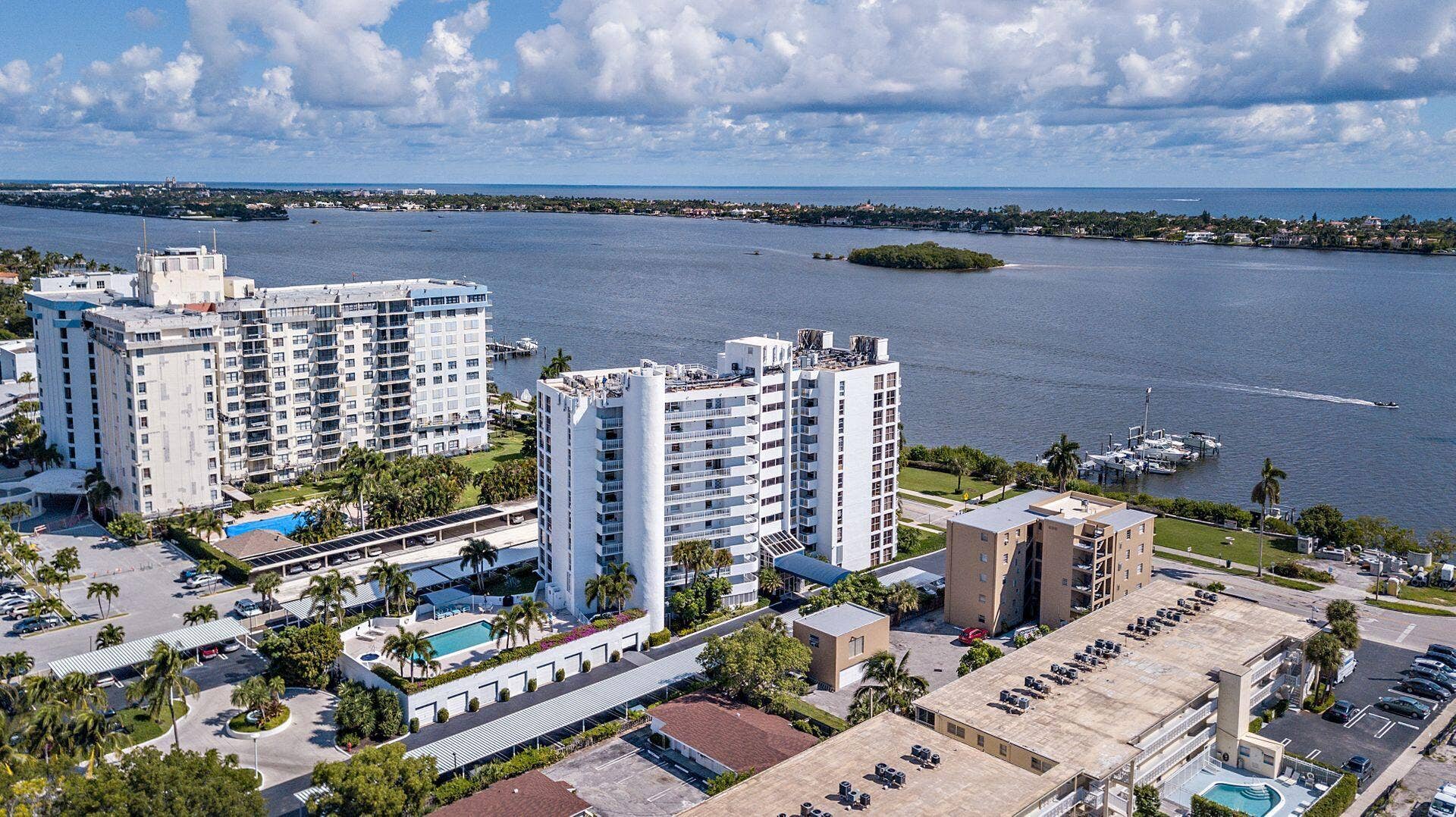 3901 S FLAGLER Drive, #605, West Palm Beach, FL 33405 30