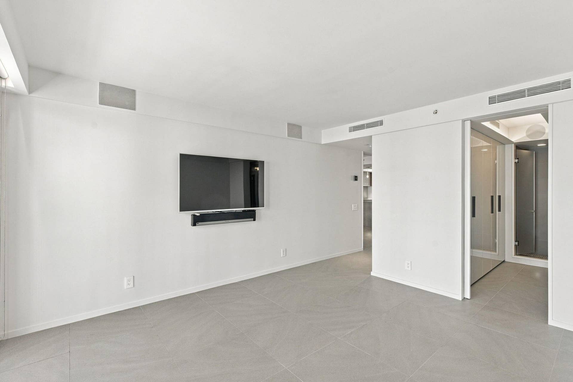 3901 S FLAGLER Drive, #605, West Palm Beach, FL 33405 34-web-or-mls-032_DSC02454