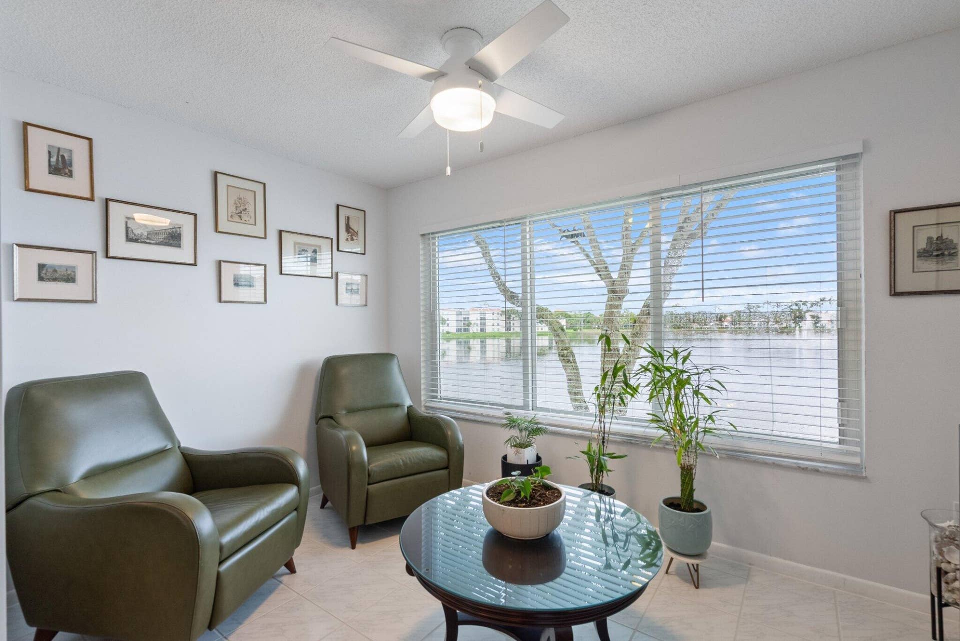 Florida room area