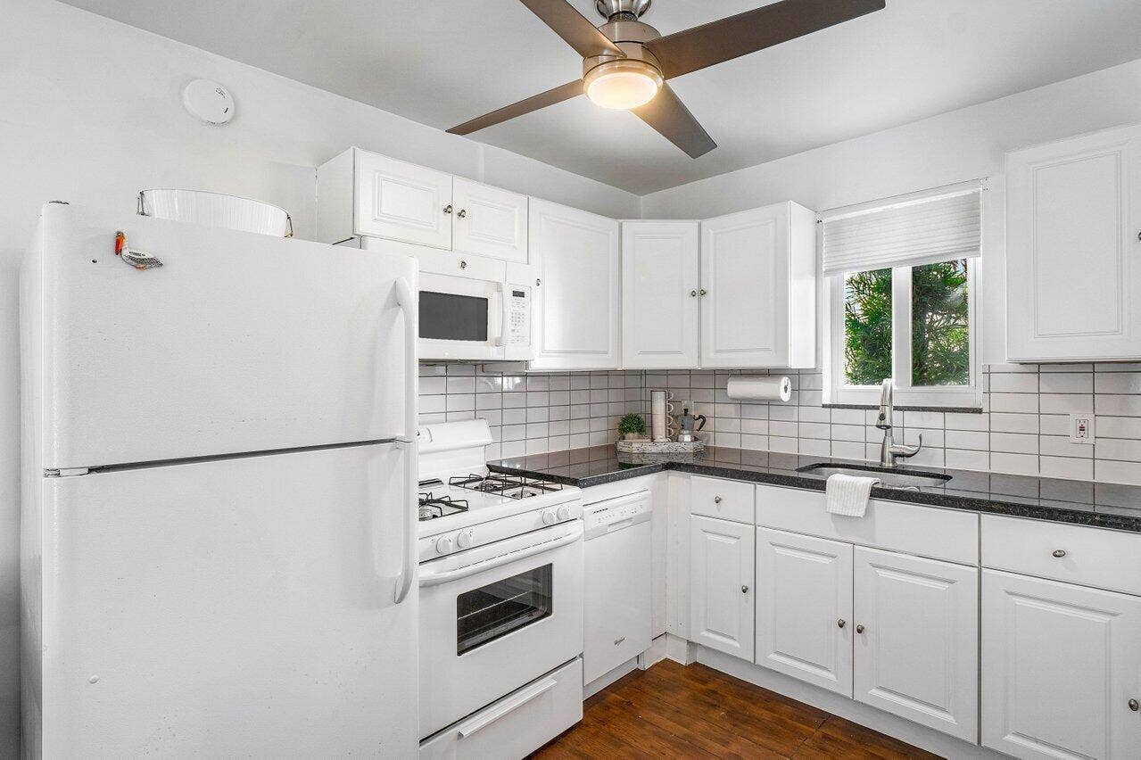 412 NE 7th Avenue, #A, Delray Beach, Delray Beach, FL 33483 Kitchen