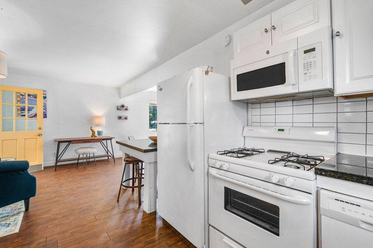 412 NE 7th Avenue, #A, Delray Beach, Delray Beach, FL 33483 Kitchen