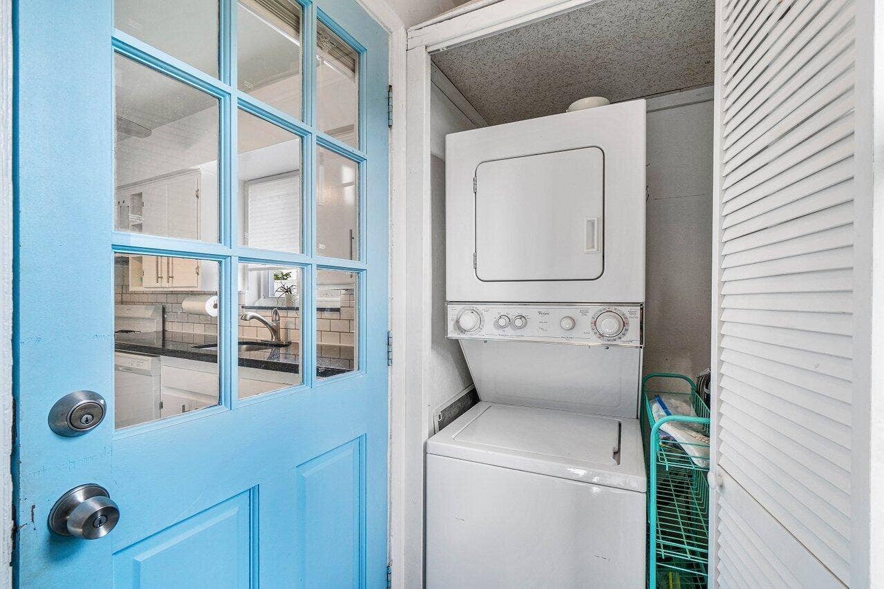 412 NE 7th Avenue, #A, Delray Beach, Delray Beach, FL 33483 Washer/Dryer