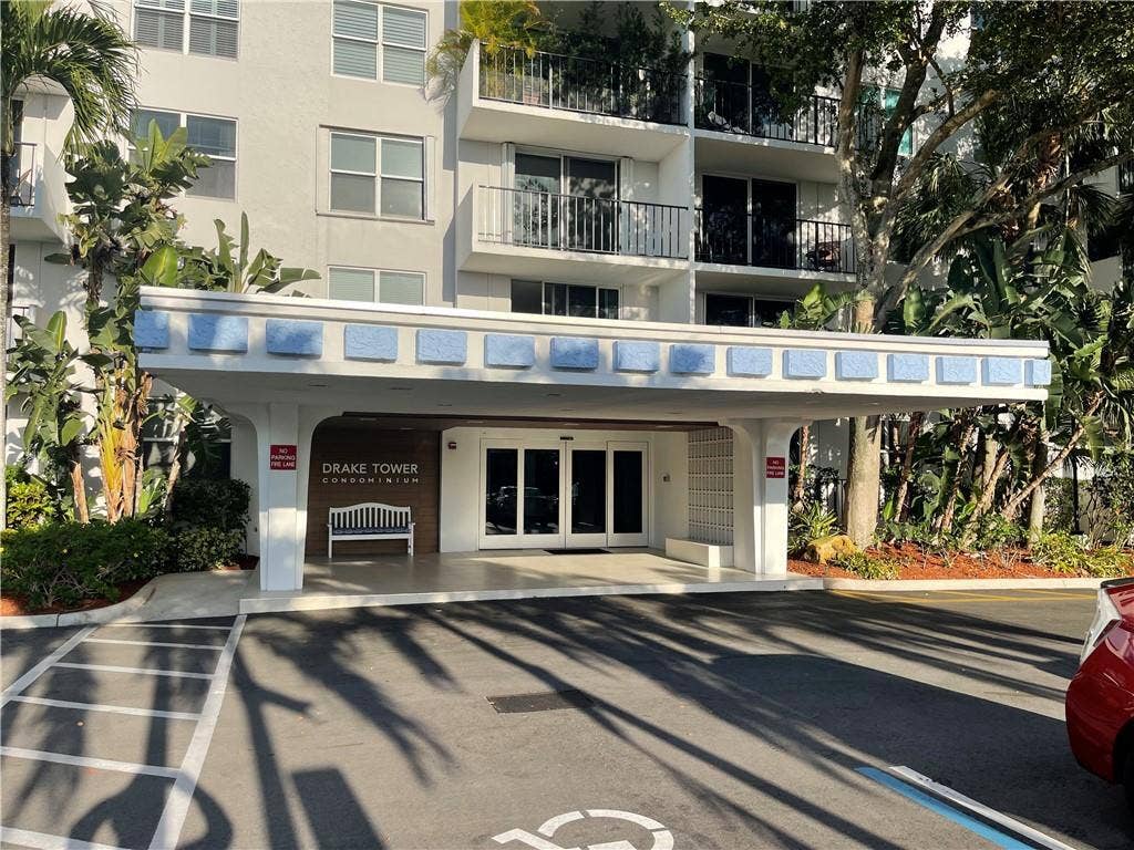 1800 N ANDREWS Avenue, #5B, Fort Lauderdale, Fort Lauderdale, FL 33311 DRAKE DRONE 2