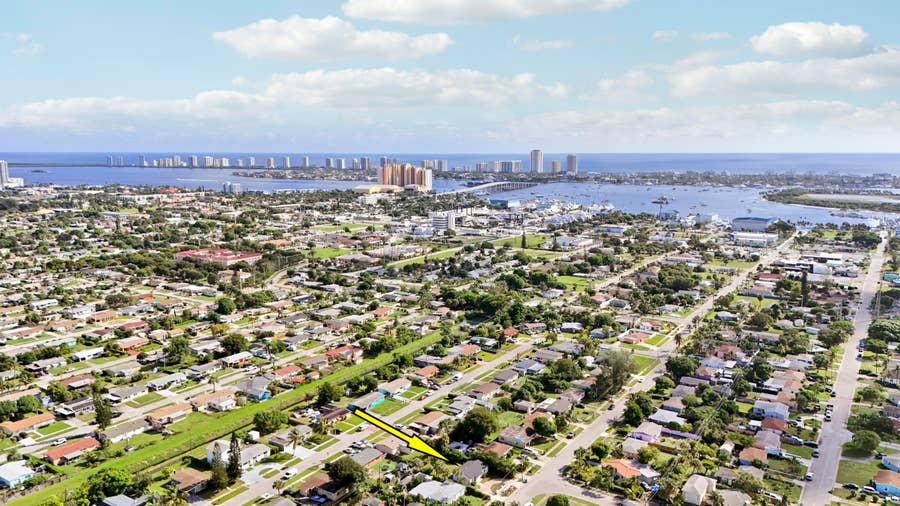 Property photo for 400 W 15TH Street, Riviera Beach, FL
