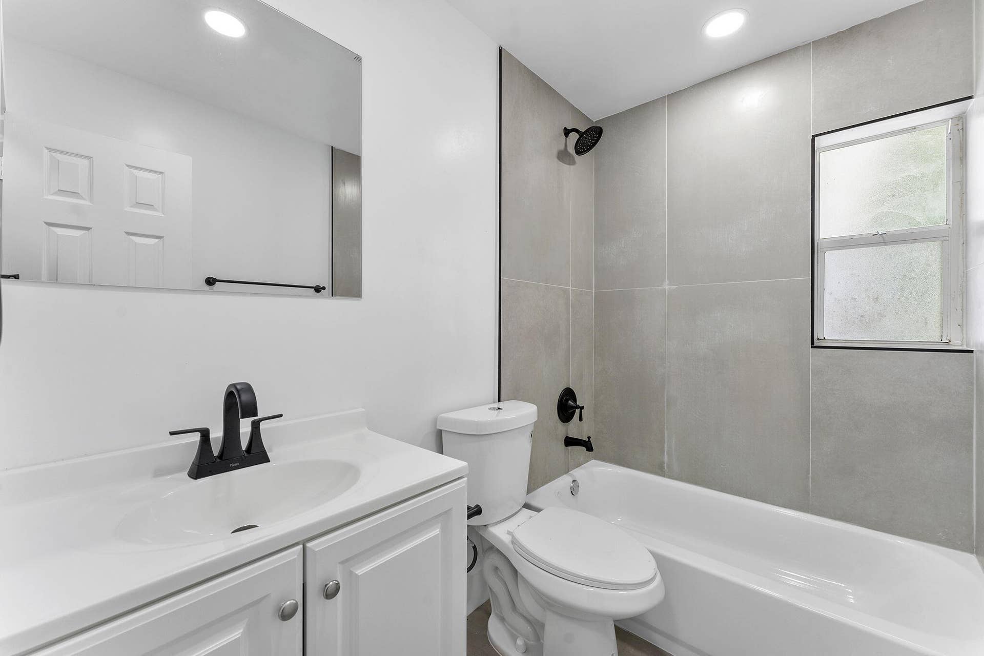 747 NW 1st Terrace, Deerfield Beach, FL 33441 21-web-or-mls-DSC03812